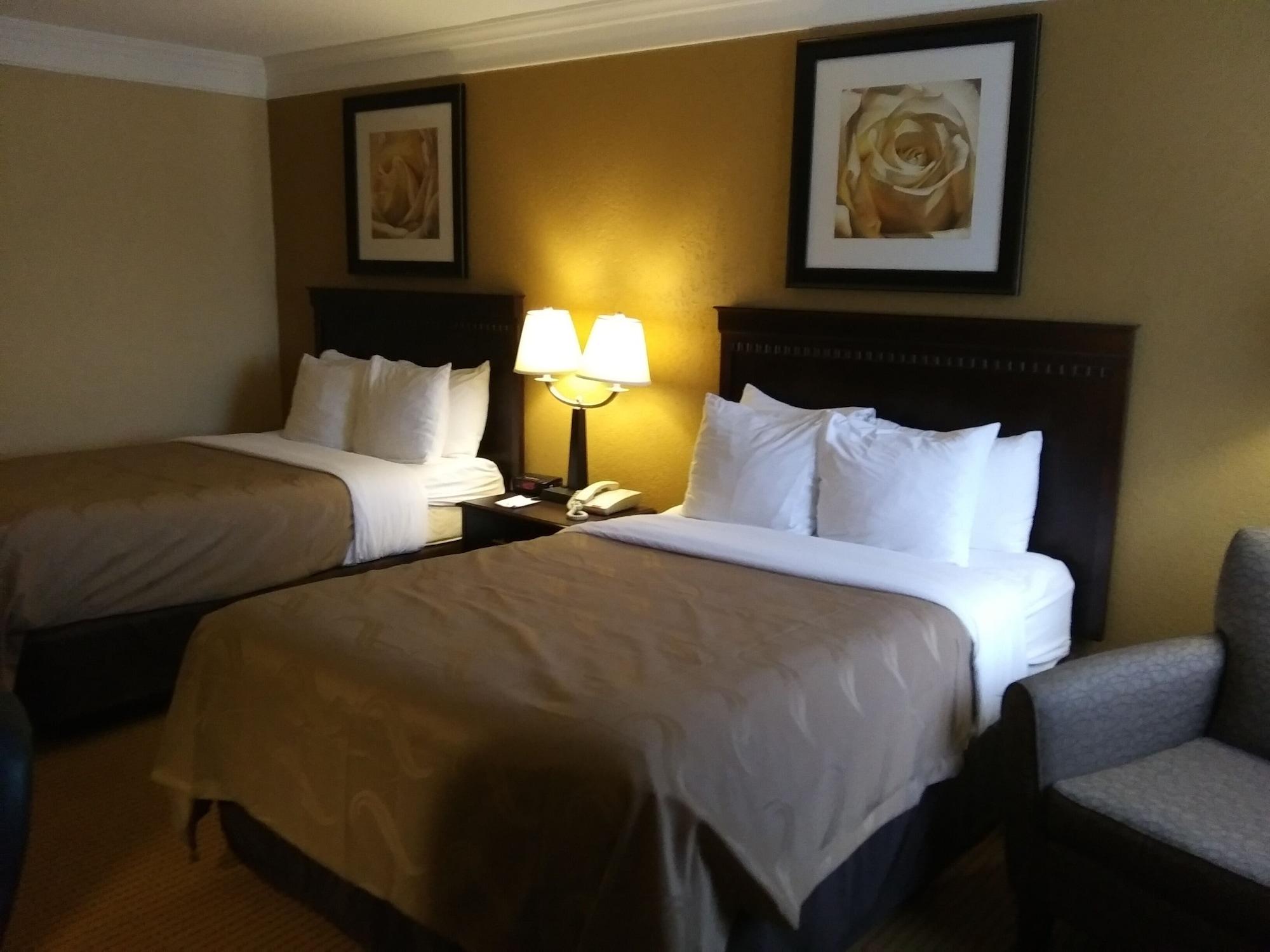 Quality Inn And Suites Fairgrounds - Syracuse Seneca Knolls Екстер'єр фото