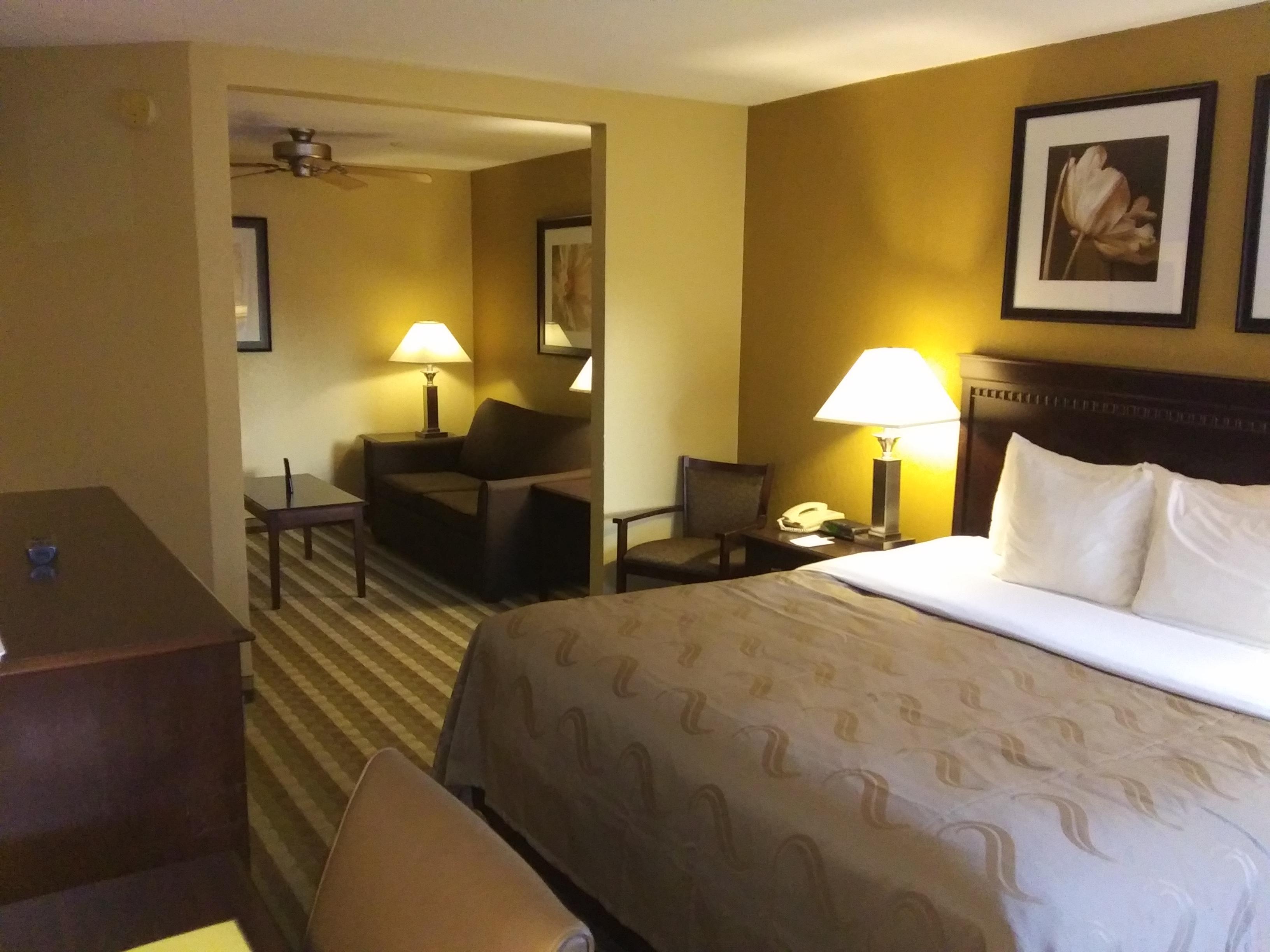 Quality Inn And Suites Fairgrounds - Syracuse Seneca Knolls Екстер'єр фото